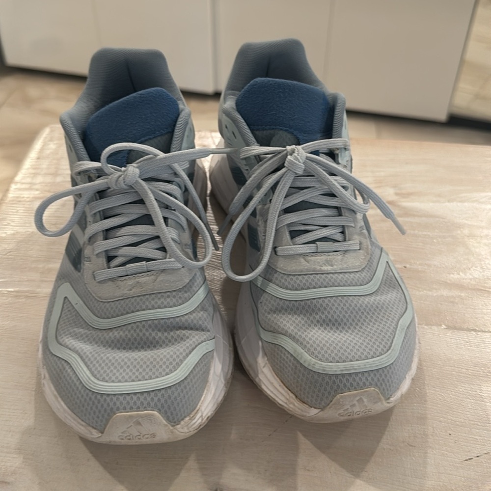 Adidas - Picture 8 of 10